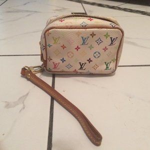 Louis Vuitton monogram Wapiti pouch